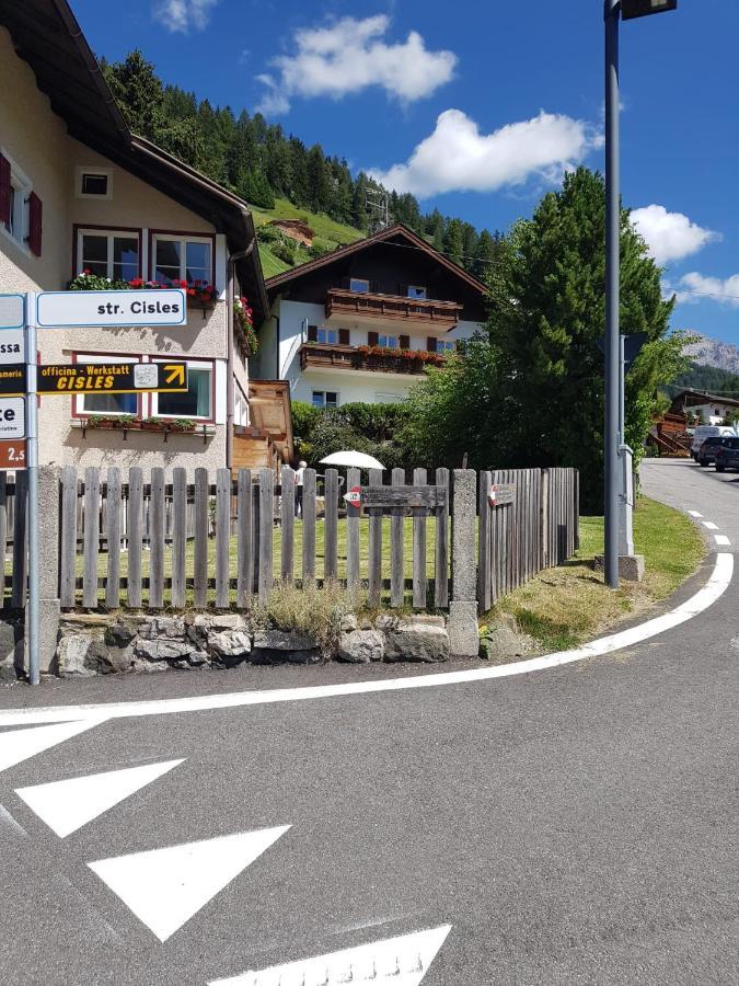 La Terrazza Gardenese Lägenhet Santa Cristina Val Gardena Exteriör bild